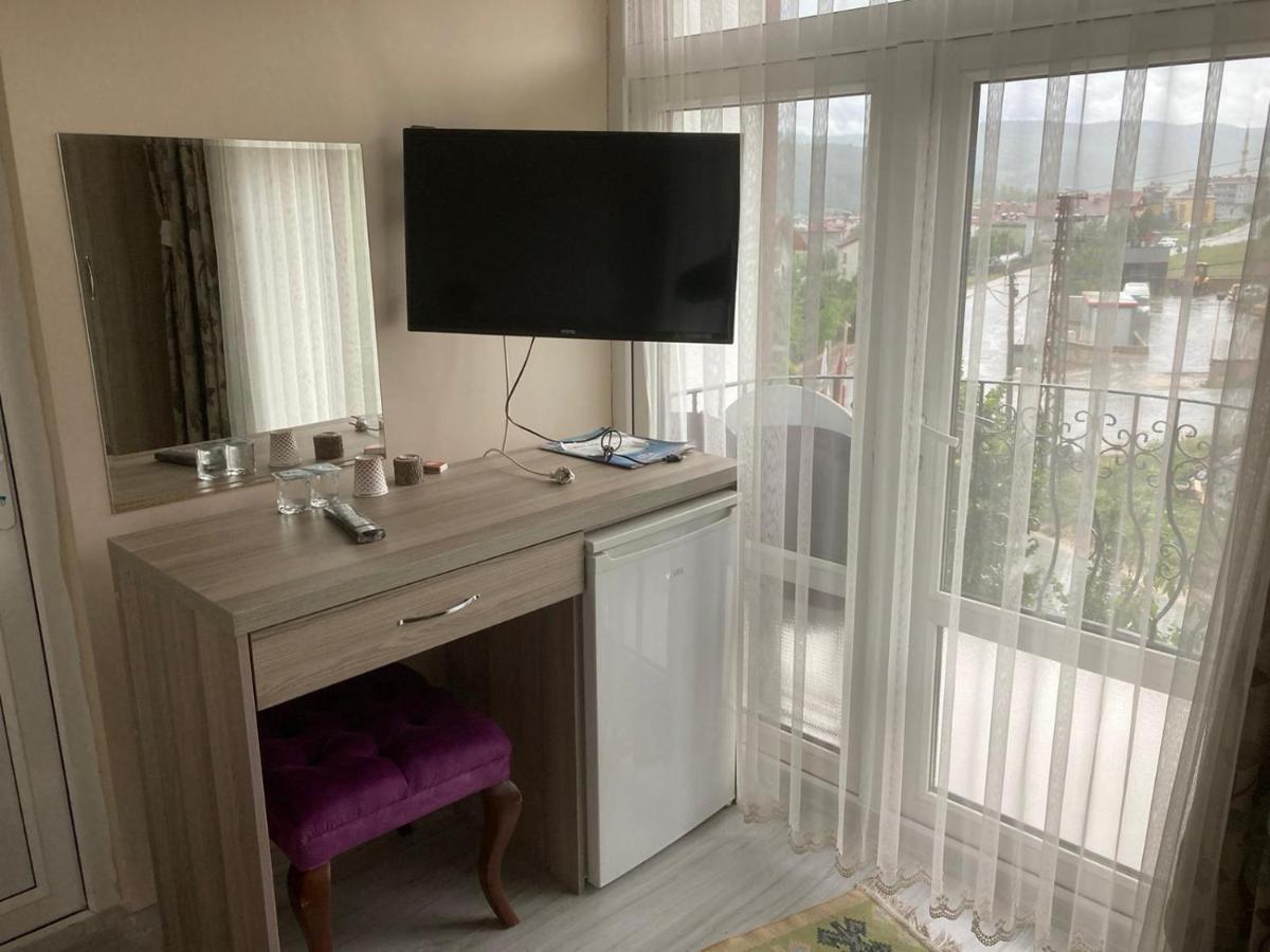 Sarimese Otel Demirci   Экстерьер фото